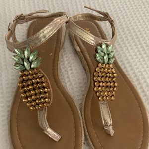Andiamo Pineapple Sequin Sandals Size 9.5